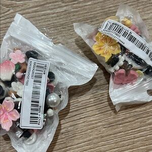 CROCS Kids Floral and Pearl Charm Set